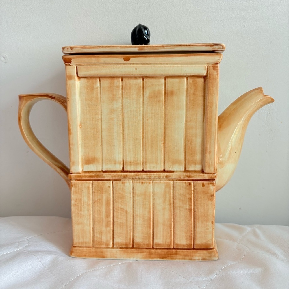 Vintage Welsh Dresser Style Large Teapot - Picture 2 of 12